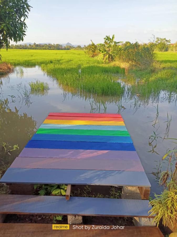 Pink Homestay D'Perlis Kangar Luaran gambar